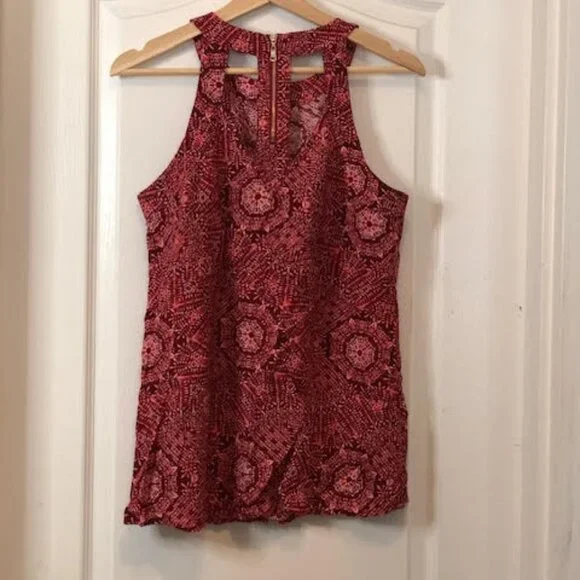 Halter Top - Picture 2 of 3